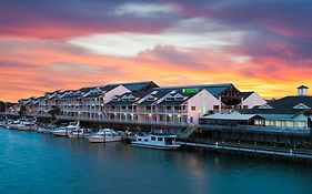 Holiday Inn And Suites Harbourside Clearwater